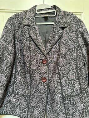 Sigrid Olsen Tailored Floral-Pattern Women's Jacket in Gray and Light Purple